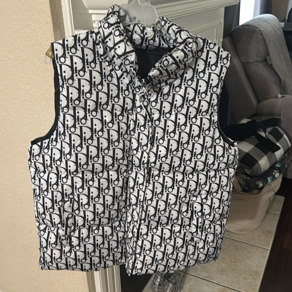 vest